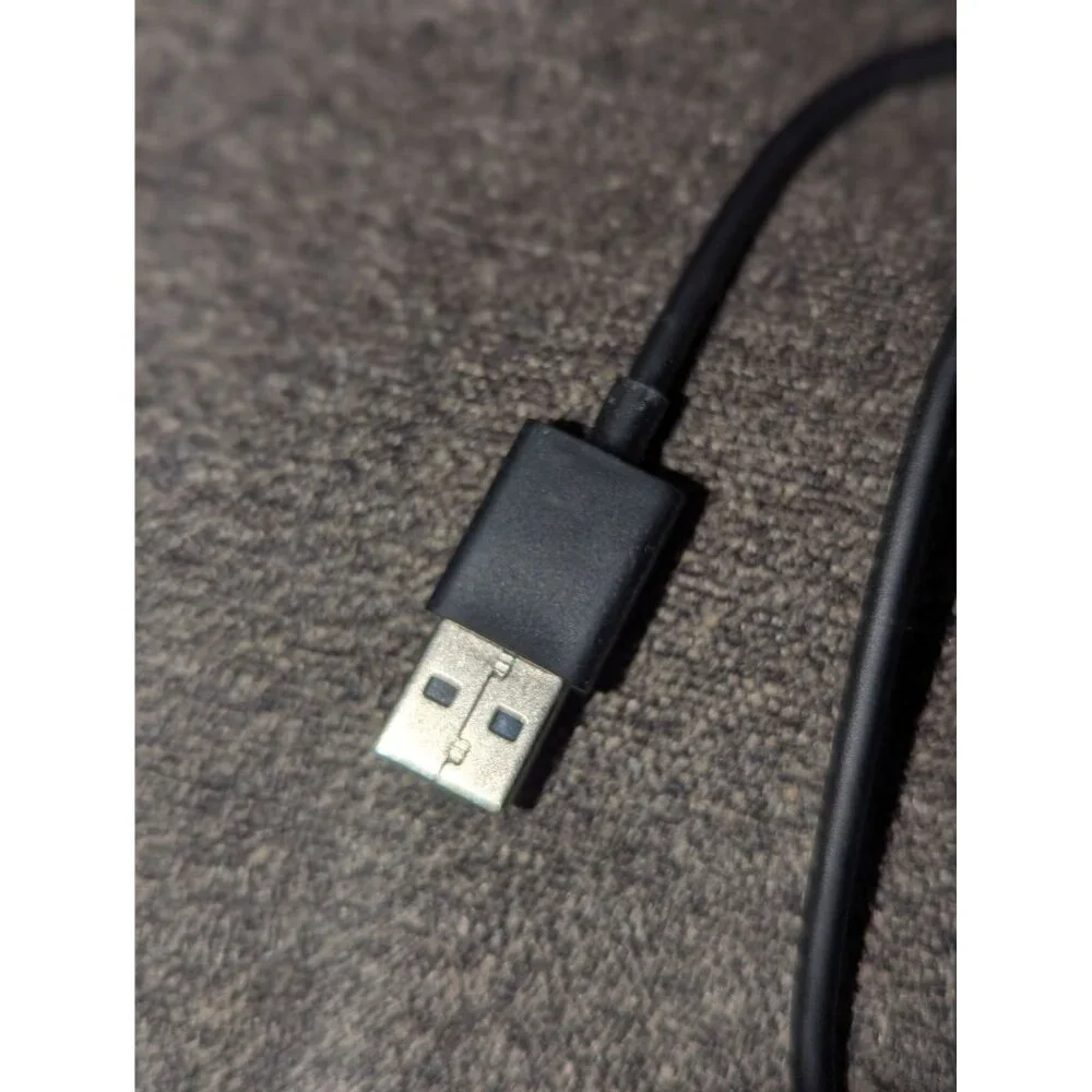 Samsung Wireless Charger EP-PG920A With USB Cable 5V Input Black Circular Design